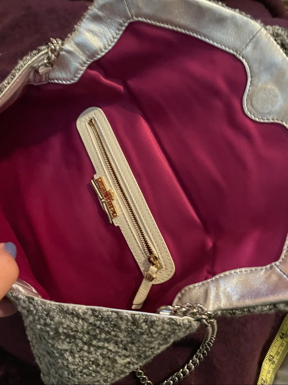 henri bendel excellent used